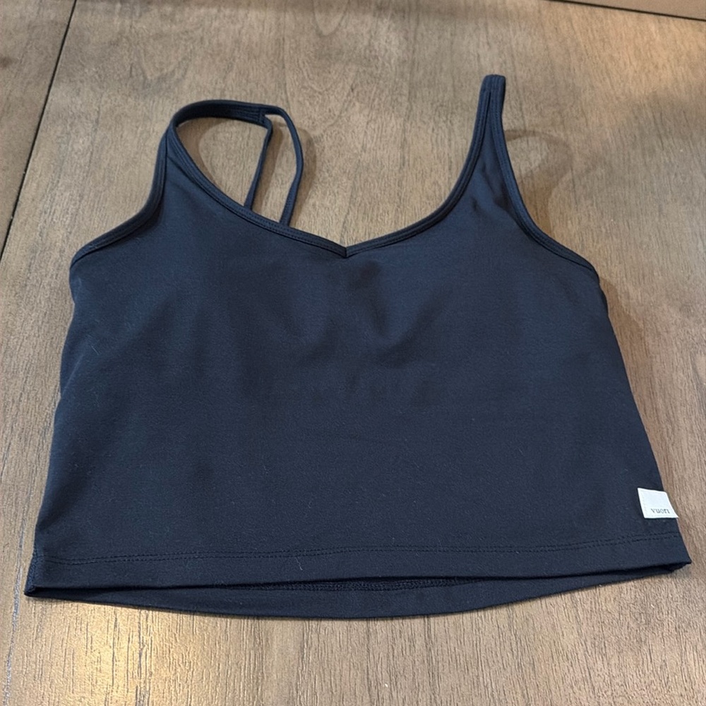 Vuori Halo Performance Crop Medium
